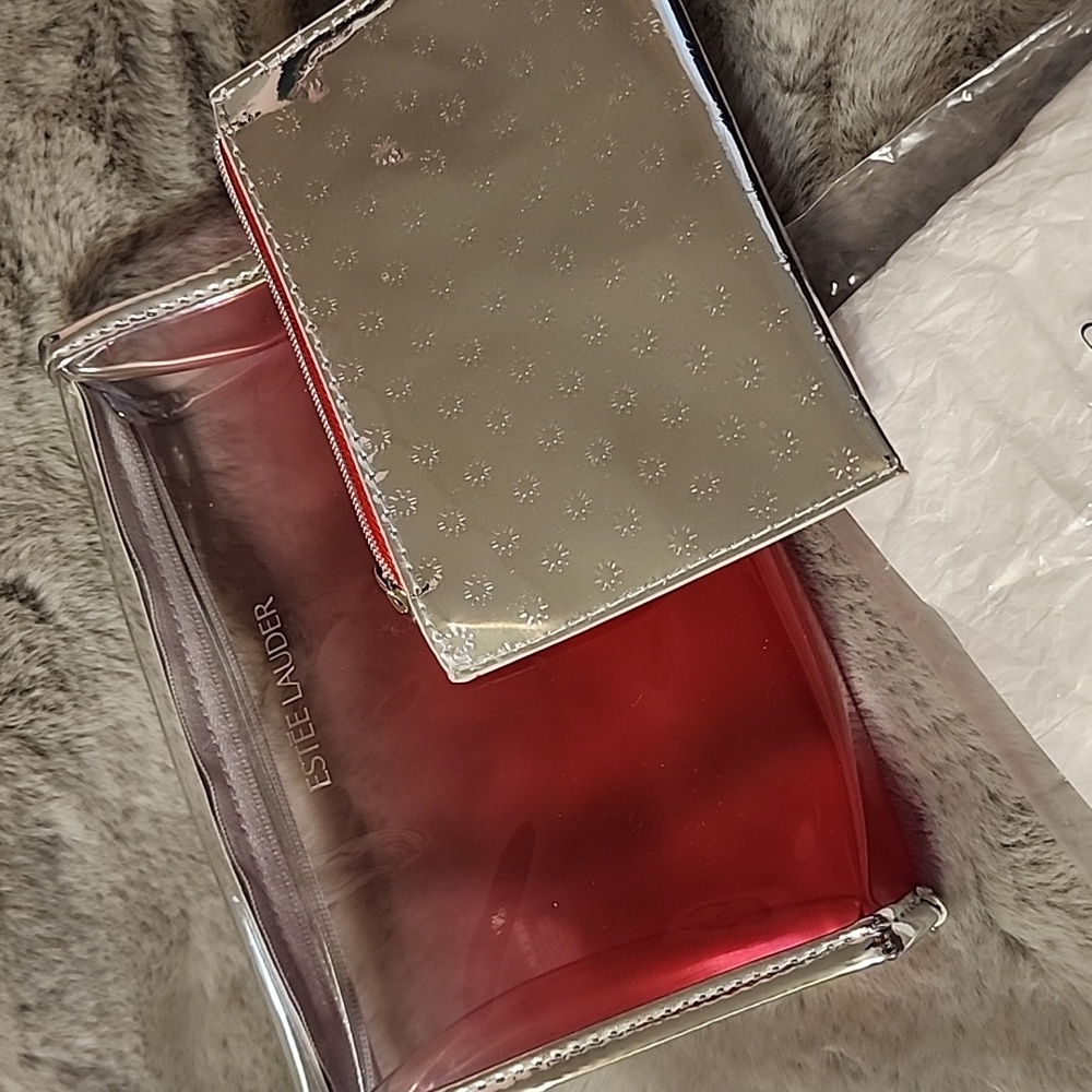 Estée Lauder Cosmetic Bag Set with Lip Gloss - Picture 6 of 6
